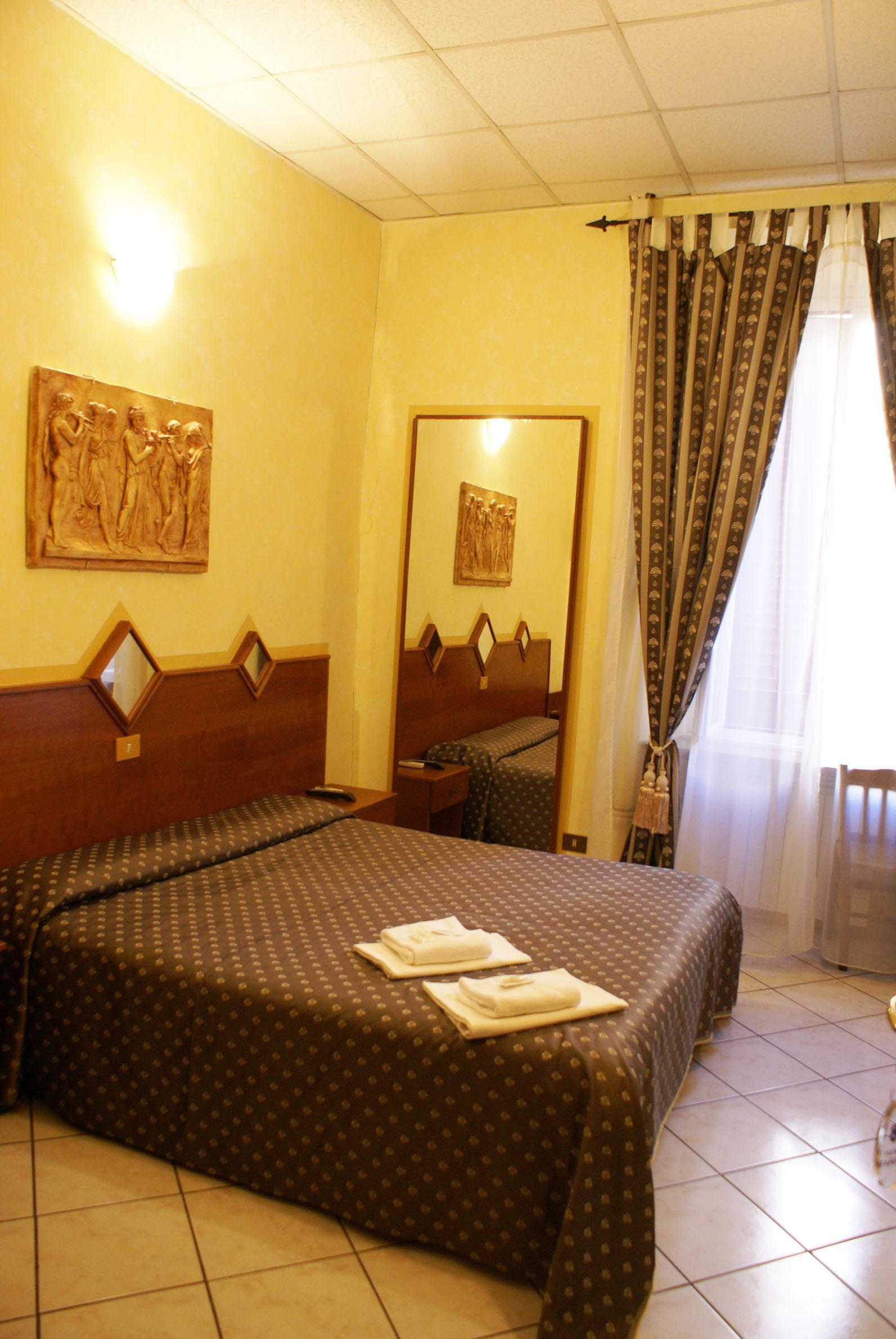 Hotel Farini Roma Exterior foto
